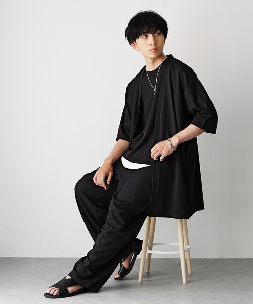 MinoriTY(マイノリティ)の「【MinoriTY】マイクロプリーツ5分袖カーディガン メンズ 夏服 ユニセックス 半袖(カーディガン/ボレロ・メンズ・ブルー/ライトグレー/ブラック・M/S/L)」の10枚目の写真