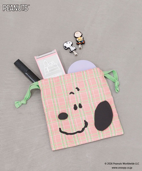 LOWRYS FARM(ローリーズファーム)の「【SNOOPY】キンチャクポーチ 660764/GOODS(ポーチ・レディース・ピンク/ベージュ/ブラック・FREE)」の5枚目の写真