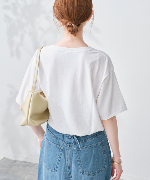 SLOBE IENA(スローブイエナ)の「《追加》BOOK CLUB SLOBE別注 グラフィックTEE(Tシャツ/カットソー・レディース・ライトグレー/スカイブルー/パープル/ホワイト・FREE)」の19枚目の写真