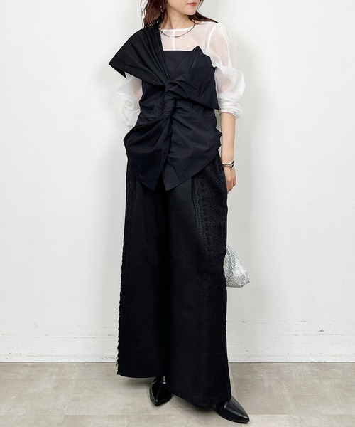 LUGIVA（ルギヴァ）の「【セットアップ可能】T/Cポンチレースワイドパンツ（その他パンツ・レディース・オフホワイト/ブラック・M）」の14枚目の写真