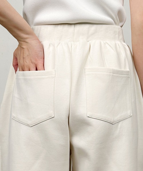 LUGIVA（ルギヴァ）の「【セットアップ可能】T/Cポンチレースワイドパンツ（その他パンツ・レディース・オフホワイト/ブラック・M）」の18枚目の写真