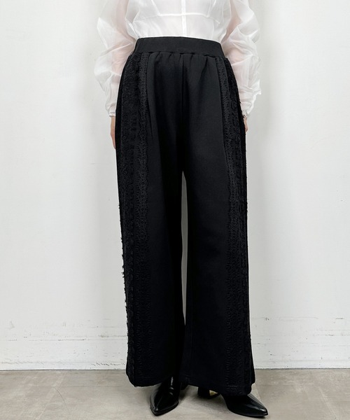 LUGIVA（ルギヴァ）の「【セットアップ可能】T/Cポンチレースワイドパンツ（その他パンツ・レディース・オフホワイト/ブラック・M）」の13枚目の写真