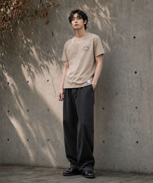 ARCHIVER(アーカイバ)の「【Bd】ピグメント加工 ポケット付きバックプリント クルーネックTシャツ(Tシャツ/カットソー・レディース・ホワイト/ブラック/ベージュ・LARGE)」の15枚目の写真