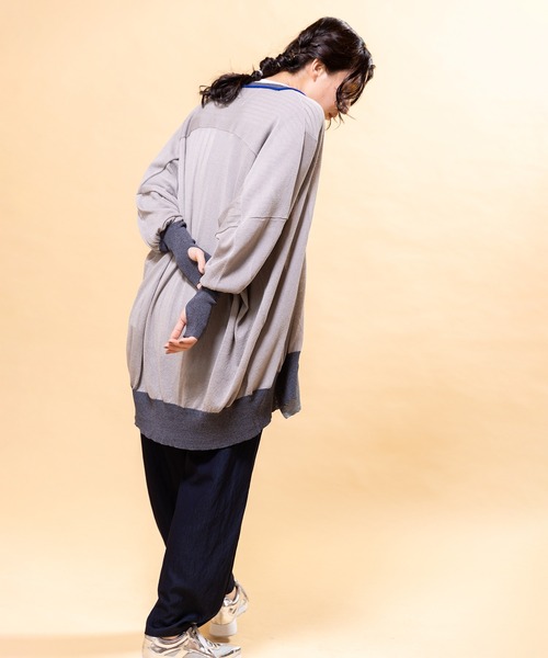 OSMOSIS（オズモーシス）の「アシンメトリータックカーブパンツ（カーゴパンツ・レディース・チャコール/キャメル/ネイビー・ONE SIZE）」の13枚目の写真