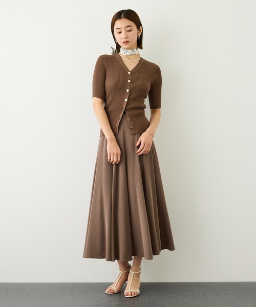 ROPE'(ロペ)の「シルクライクマーメイドフレアスカート/接触冷感・シワ防止・吸水速乾・セットアップ対応・イージーケア(スカート・レディース・ベージュ系その他2/ブラウン系その他2・36/38)」の20枚目の写真