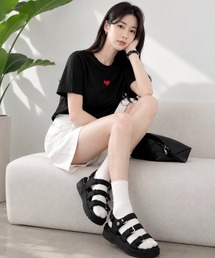 シンプルで可愛いハート刺繍Tシャツ(UV・接触冷感)