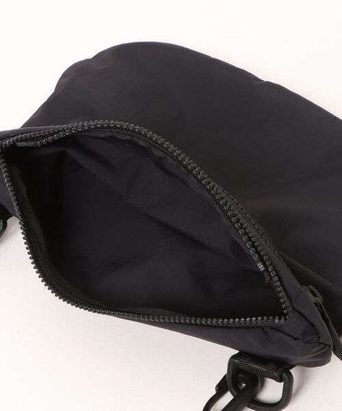 HUNTER(ハンター)の「《HUNTER》TRAVEL MULTI FUNCTION TOTE(トートバッグ・メンズ・ブラック系その他・フリー)」の7枚目の写真