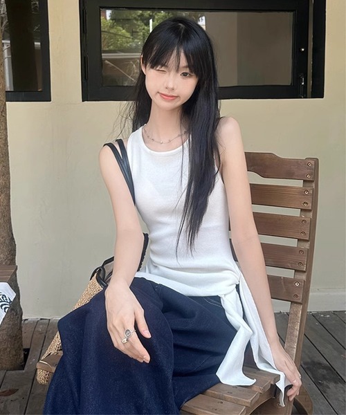 HALEY PESCA(ヘーリーペスカ)の「HALEY PESCA/サイドスリット ウエストマークタンクトップ(タンクトップ・レディース・ネイビー/ホワイト・FREE)」の8枚目の写真