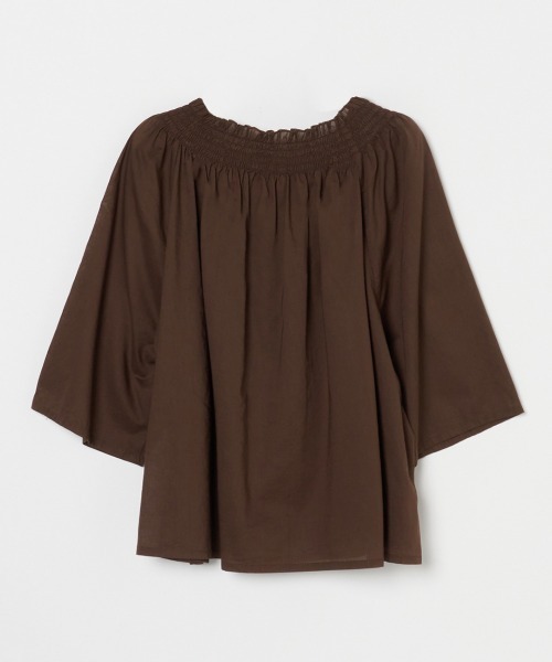 HELIOPOLE（エリオポール）の「COTTONLAWN SHIRRING BLOUSE / コットン ローン シャーリング ブラウス（シャツ/ブラウス・レディース・ダークブラウン・38）」の2枚目の写真