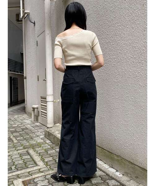 MURUA（ムルーア）の「コーティングコットンカーゴパンツ（カーゴパンツ・レディース・ブラック/ブラウン/カーキ・1/2）」の7枚目の写真