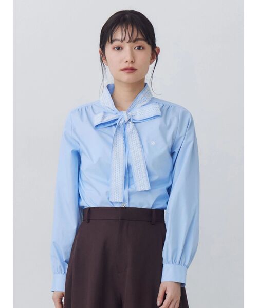 POLO BCS(ポロ ビーシーエス)の「【POLOBCS】レースデザインボウタイブラウス(シャツ/ブラウス・レディース・ライトブルー/ネイビー/オフホワイト・MEDIUM)」の2枚目の写真