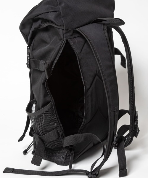 MAKAVELIC(マキャベリック)の「【es】【MAKAVELIC】ACTIVE BACKPACK(バックパック/リュック・メンズ・ブラック・FREE)」の8枚目の写真