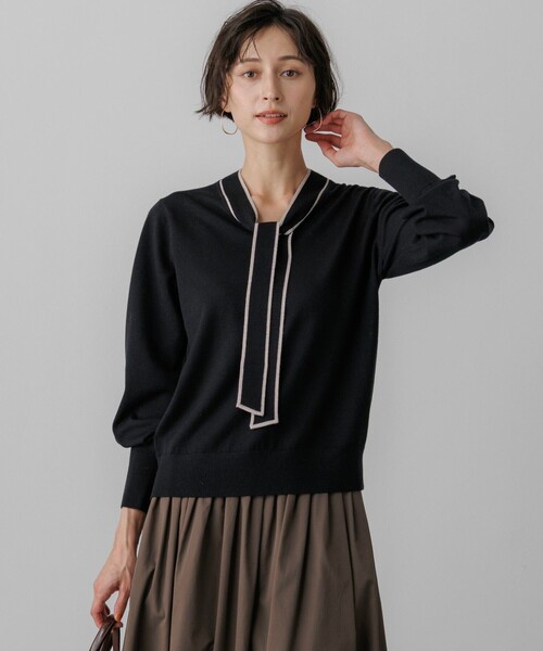 23区(ニジュウサンク)の「ウーステッドウール ボウタイ ニット(ニット/セーター・レディース・ベージュ系/ブラック系/ライトグレー系/ダークブラウン系・38/40)」の2枚目の写真