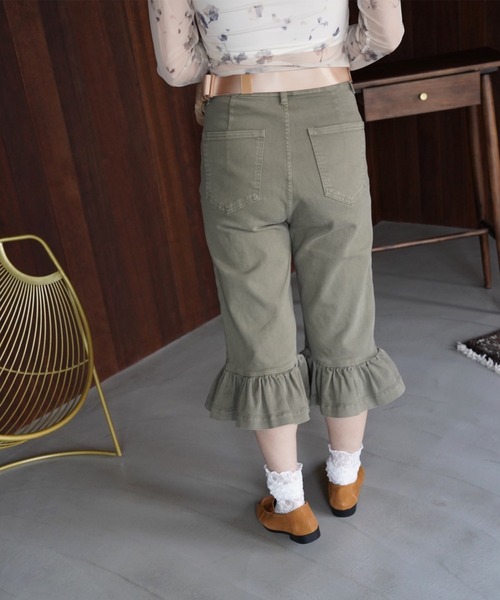 SANSeLF(サンセルフ)の「【SANSeLF】フリルヘムクロップドデニムパンツ saw26a035(デニムパンツ・レディース・カーキ/ブラック・FREE)」の18枚目の写真