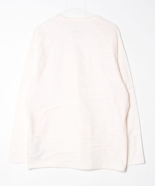 Y-3(ワイスリー)の「Y-3 PLEATED OVERSIZED LONG SLEEVE TEE(Tシャツ/カットソー・メンズ・ホワイト系その他・X-SMALL/SMALL/MEDIUM/LARGE/X-LARGE/XX-LARGE)」の2枚目の写真