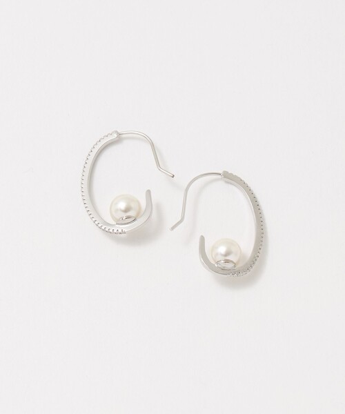 UNITED ARROWS(ユナイテッドアローズ)の「パヴェ&イミテーションパール フックピアス(ピアス(両耳用)・レディース・シルバー・FREE)」の1枚目の写真