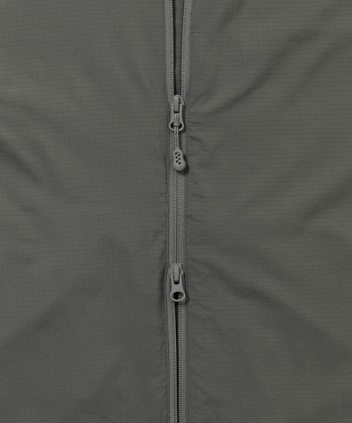 thisisneverthat(ディスイズネバーザット)の「POLARTEC Insulated Jacket(その他アウター・メンズ・グレー/ブラック/グリーン・XL/L/S/M)」の10枚目の写真
