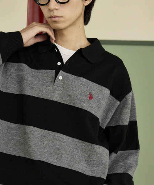 U.S. POLO ASSN.(ユーエスポロアッスン)の「U.S. POLO ASSN. × PUBLUX/ユーエスポロアッスン 別注 スウェットライク ワンポイント 刺繍 ポロ ニット プルオーバー 限定展開(ニット/セーター・メンズ・ブラック/ライトグレー/ブラウン/ネイビー/チャコールグレー/その他・LARGE/MEDIUM/SMALL)」の1枚目の写真