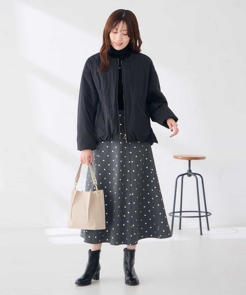 a.v.v(アーヴェヴェ)の「ノーカラー 中綿 ジャケット(その他アウター・レディース・アイボリー/ブラック・40/38)」の3枚目の写真