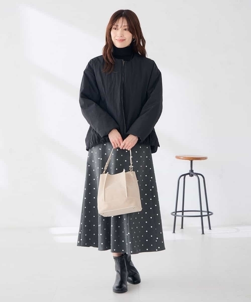 a.v.v(アーヴェヴェ)の「ノーカラー 中綿 ジャケット(その他アウター・レディース・アイボリー/ブラック・40/38)」の4枚目の写真