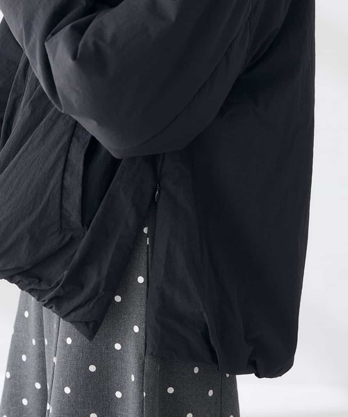 a.v.v(アーヴェヴェ)の「ノーカラー 中綿 ジャケット(その他アウター・レディース・アイボリー/ブラック・40/38)」の22枚目の写真
