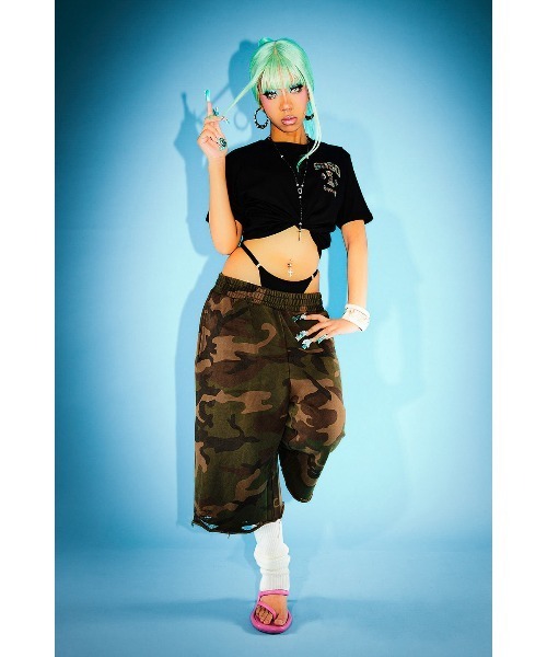 SUPPLIER(サプライヤー)の「Tシャツ|9090 x SUPPLIER Camouflage Sexy Logo Tee|SUPPLIER(Tシャツ/カットソー・メンズ・ブラック/ピンク・SMALL/MEDIUM/LARGE)」の9枚目の写真