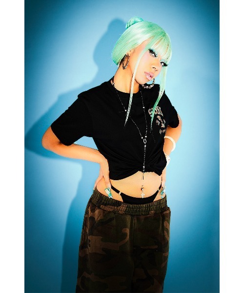 SUPPLIER(サプライヤー)の「Tシャツ|9090 x SUPPLIER Camouflage Sexy Logo Tee|SUPPLIER(Tシャツ/カットソー・メンズ・ブラック/ピンク・SMALL/MEDIUM/LARGE)」の10枚目の写真