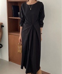 フロントツイストドレープロングワンピース