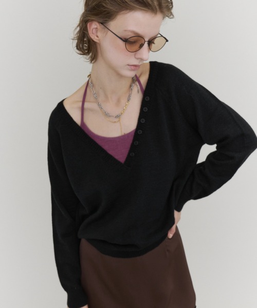 Rohwel(ローウェル)の「V-Neck Henley Knit / Vネックヘンリーニット(ニット/セーター・レディース・グリーン/ブラック/パープル・FREE)」の19枚目の写真