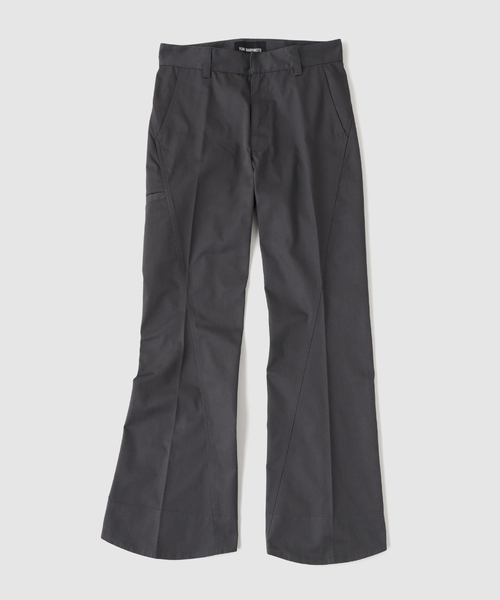 YUKI HASHIMOTO(ユウキハシモト)の「YUKI HASHIMOTO / ユウキハシモト TWISTED FLARED PANTS(スラックス・メンズ・ブラック/チャコールグレー・46/44)」の2枚目の写真