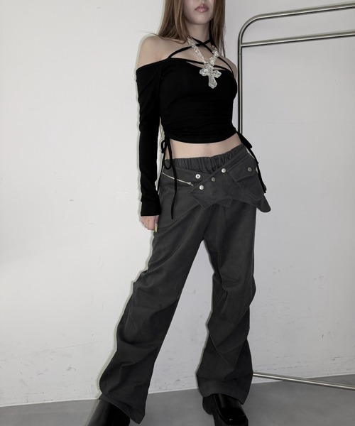 Y2K SYNAPSE FACTORY(ワイツーケー シナプスファクトリー)の「【ラップ】ピンタックパンツ(その他パンツ・レディース・ダークグレー・FREE)」の11枚目の写真