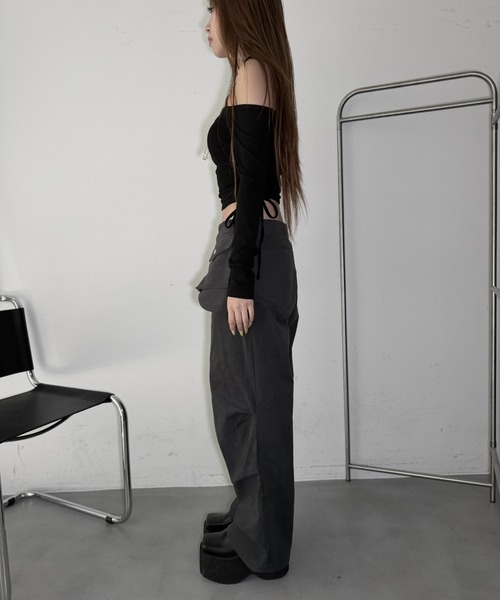 Y2K SYNAPSE FACTORY(ワイツーケー シナプスファクトリー)の「【ラップ】ピンタックパンツ(その他パンツ・レディース・ダークグレー・FREE)」の18枚目の写真