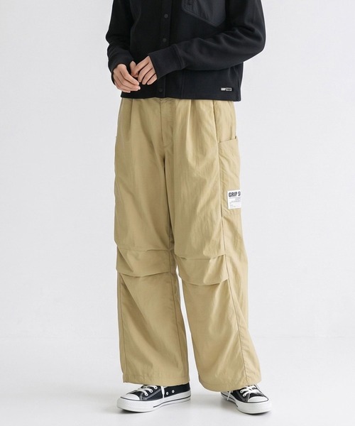GRIP SWANY(グリップスワニー)の「【GSWP‐297】 NYLON CARGO PANTS(その他パンツ・レディース・ベージュ/ブラック・S/M)」の2枚目の写真