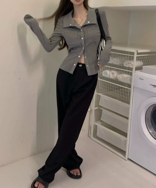 LADY LIKE(レディライク)の「【秋冬新作】ドットボタン胸ポケットカットトップス(Tシャツ/カットソー・レディース・ホワイト/グレー・M)」の10枚目の写真