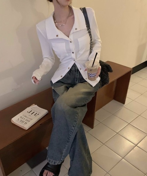 LADY LIKE(レディライク)の「【秋冬新作】ドットボタン胸ポケットカットトップス(Tシャツ/カットソー・レディース・ホワイト/グレー・M)」の22枚目の写真