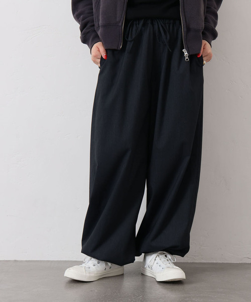 JOURNAL STANDARD LUXE（ジャーナルスタンダード　ラックス）の「クリアTR ヘムイージーパンツ（その他パンツ・レディース・グレー/チャコールグレー/ブラック・FREE）」の2枚目の写真
