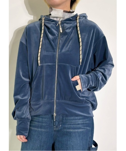 MIDVEIN(ミッドヴェイン)の「rich velours hoodie(パーカー・レディース・グレー/ブルー/ブラック/ベージュ・FREE)」の4枚目の写真