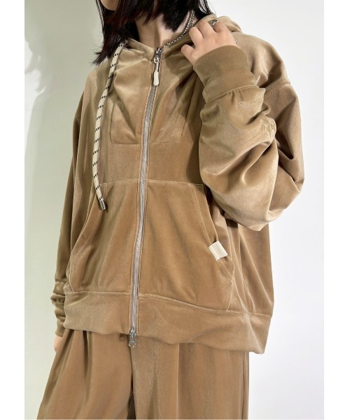MIDVEIN(ミッドヴェイン)の「rich velours hoodie(パーカー・レディース・グレー/ブルー/ブラック/ベージュ・FREE)」の21枚目の写真