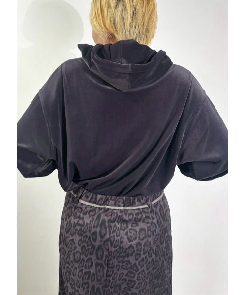 MIDVEIN(ミッドヴェイン)の「rich velours hoodie(パーカー・レディース・グレー/ブルー/ブラック/ベージュ・FREE)」の10枚目の写真