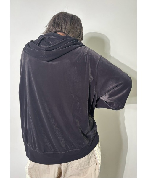 MIDVEIN(ミッドヴェイン)の「rich velours hoodie(パーカー・レディース・グレー/ブルー/ブラック/ベージュ・FREE)」の7枚目の写真