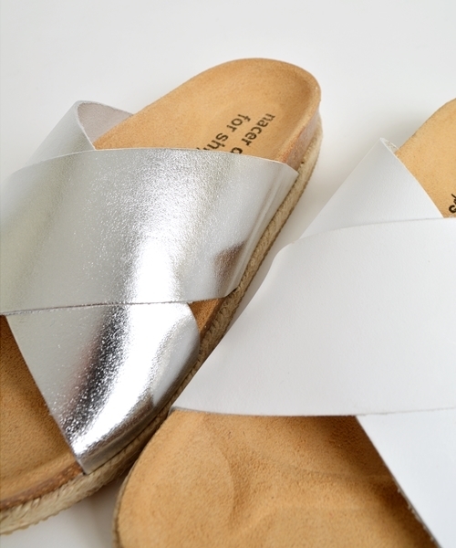 SHIPS for women(シップスフォーウィメン)の「nacer de pie:ビッグクロスサンダル◇(サンダル・レディース・ホワイト/シルバー・35/36/37/38)」の10枚目の写真