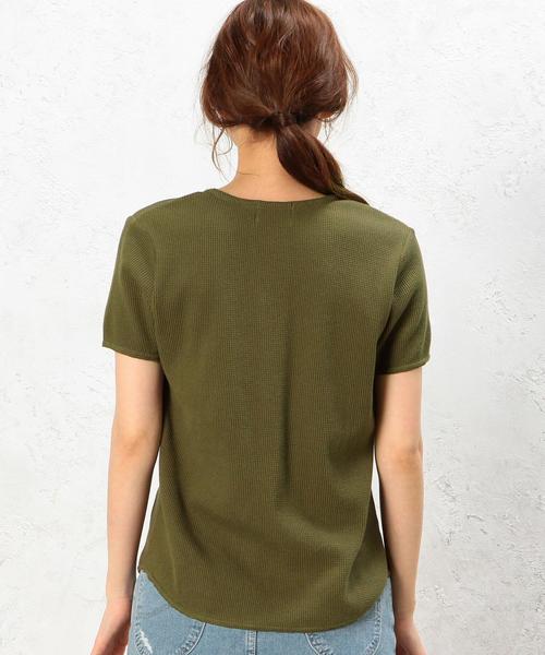 green label relaxing(グリーンレーベルリラクシング)の「CF ワッフル VN SSL PO カットソー◆(Tシャツ/カットソー・レディース・オフホワイト/グレー/ダークグリーン・FREE)」の14枚目の写真