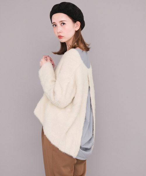 KBF(ケイビーエフ)の「【WEB限定】KBF バッククロスフェザーニット(ニット/セーター・レディース・ライトグレー/ライム/ブルー/アイボリー・ONE)」の1枚目の写真