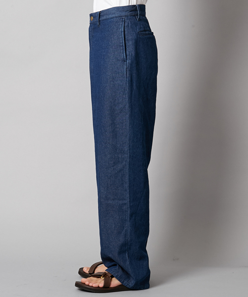 AMERICAN RAG CIE（アメリカンラグシー）の「ライトオンス ワイドデニムパンツ（デニムパンツ・メンズ・ブルー/インディゴブルー・1/2/3）」の17枚目の写真