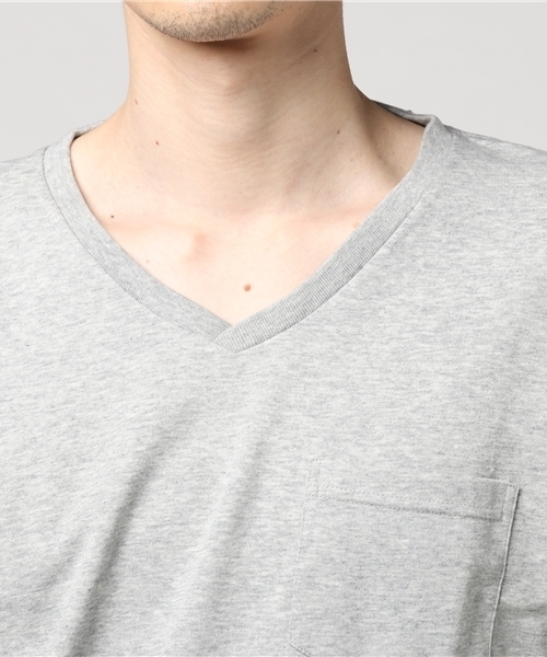 WEGO（ウィゴー）の「WEGO/CaliforniaコットンVネックTシャツ（Tシャツ/カットソー・メンズ・ブラウン系その他/杢グレー/ホワイト/ワイン・LARGE/SMALL/X-LARGE/MEDIUM）」の16枚目の写真