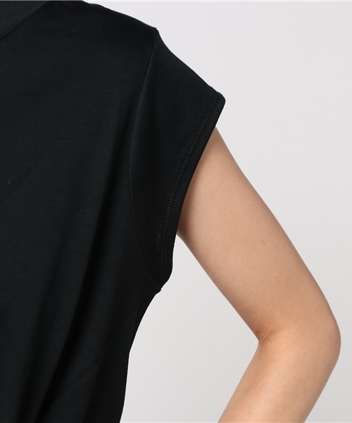 mizuiroind(ミズイロインド)の「ハイネックフレンチスリーブワンピース(ワンピース・レディース・ブラック/ベージュ/ダークブラウン・FREE)」の4枚目の写真