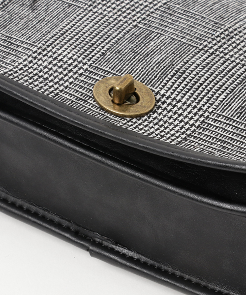 WEGO（ウィゴー）の「WEGO/フラップレトロショルダーバッグ（ショルダーバッグ・メンズ・ブラック/ブラウン/その他1・FREE）」の13枚目の写真