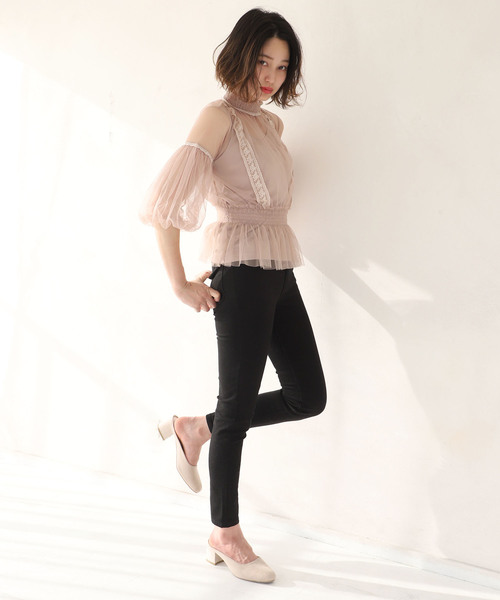 one after another NICE CLAUP（ワンアフターアナザーナイスクラップ）の「レディレースブラウス（シャツ/ブラウス・レディース・ブラック/ベージュ/オフホワイト・FREE）」の17枚目の写真