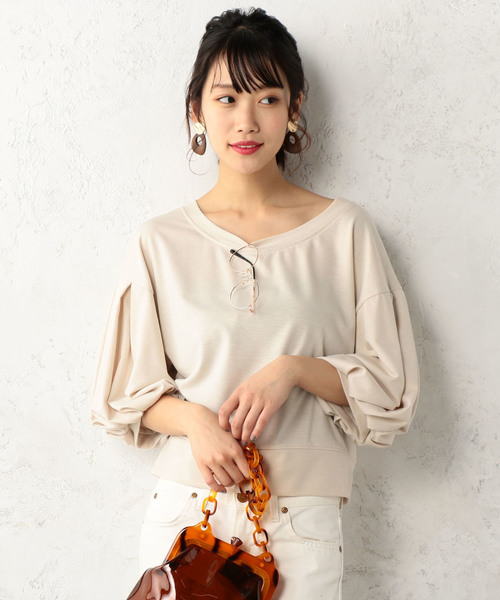 Cheek（チーク）の「袖タックボリュームプルオーバー（Tシャツ/カットソー・レディース・グレー/ベージュ/グリーン・MEDIUM）」の3枚目の写真