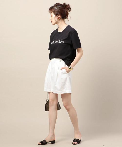 Calvin Klein（カルバン・クライン）の「＜Calvin Klein＞ロゴTシャツΨ（Tシャツ/カットソー・レディース・ブラック/ホワイト・SMALL）」の6枚目の写真